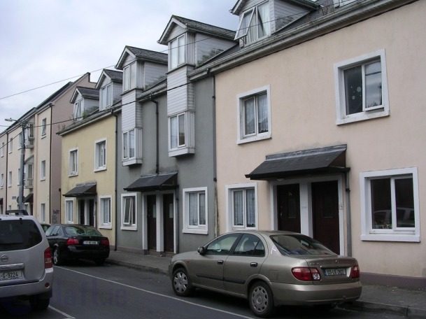 woodquay house to rent galway
